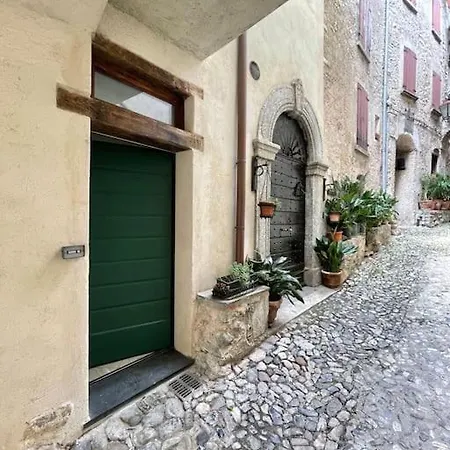 Maddalena'S House *